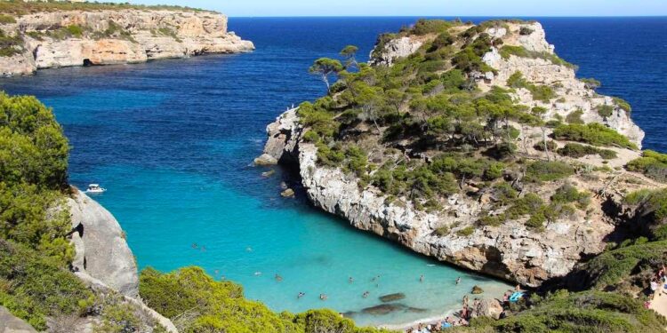 Reino Unido y Países Bajos sacan a las Islas Baleares de su lista de destinos seguros