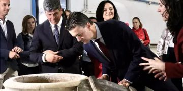 Héctor Gómez afirma que proyectos como el de enoturismo de Montilla dan «un plus» al destino España