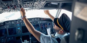 Los pilotos plantean paros en todas las compañías aéreas en verano por los servicios mínimos «abusivos»