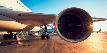 La Mesa del Turismo exige al gobierno que rechace el incremento del 4,09% en las tasas aéreas anunciado por AENA para marzo de 2024