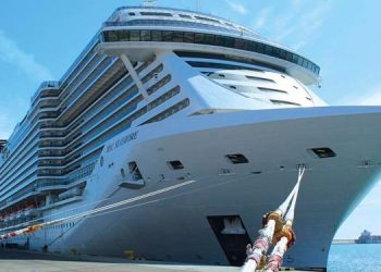 FACUA denuncia a MSC Cruises por obligar a los pasajeros a abonar propina