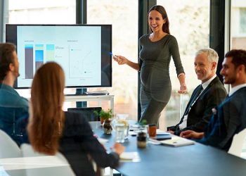 Fundación Telefónica y la CEOE han presentado el «Nanogrado de Turismo, Gastronomía y Hotelería 4.0» con el objetivo de establecer un puente entre el sector y el turista digital