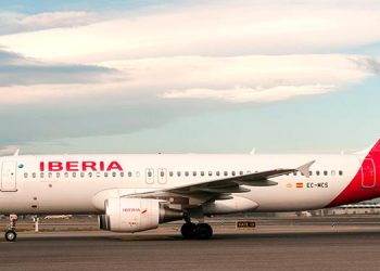 Iberia y los sindicatos se reúnen este miércoles para evitar ir a la huelga