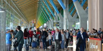 España recibe casi 80 millones de turistas hasta noviembre y se encamina hacia un nuevo récord
