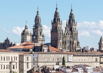 A Coruña Santiago de Compostela tasa turística