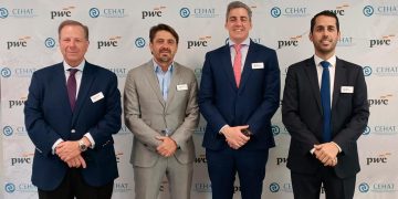 Los hoteleros españoles prevén un crecimiento estable en 2026