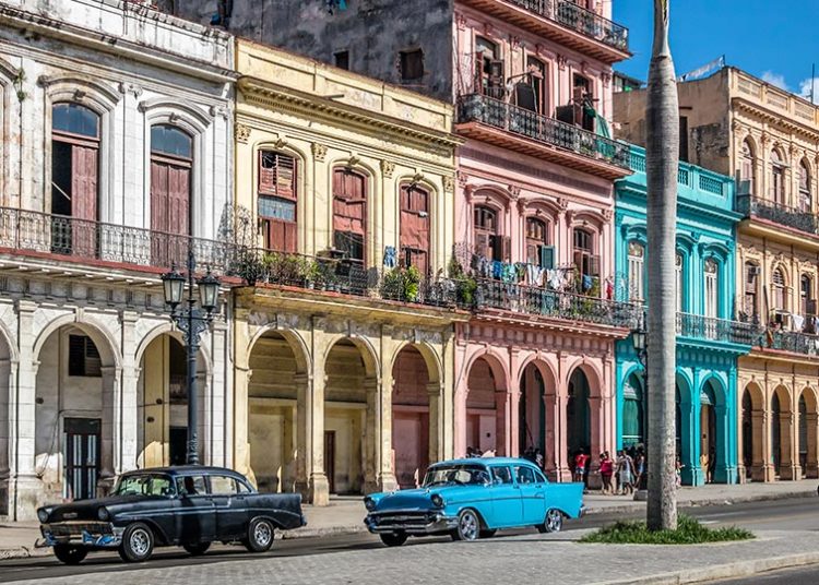 Cuba afronta su peor crisis turística por falta de combustible