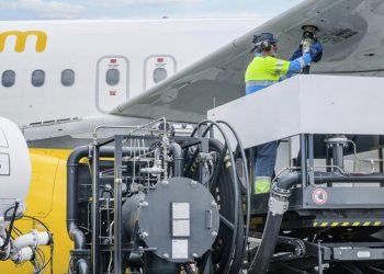 operadores de combustible aeroportuario