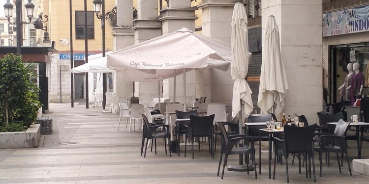 La hostelería de Ceuta pide auxilio