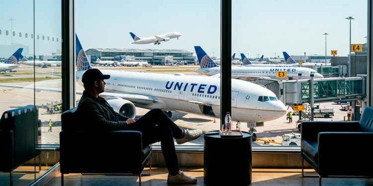 United Airlines Valencia Ibiza